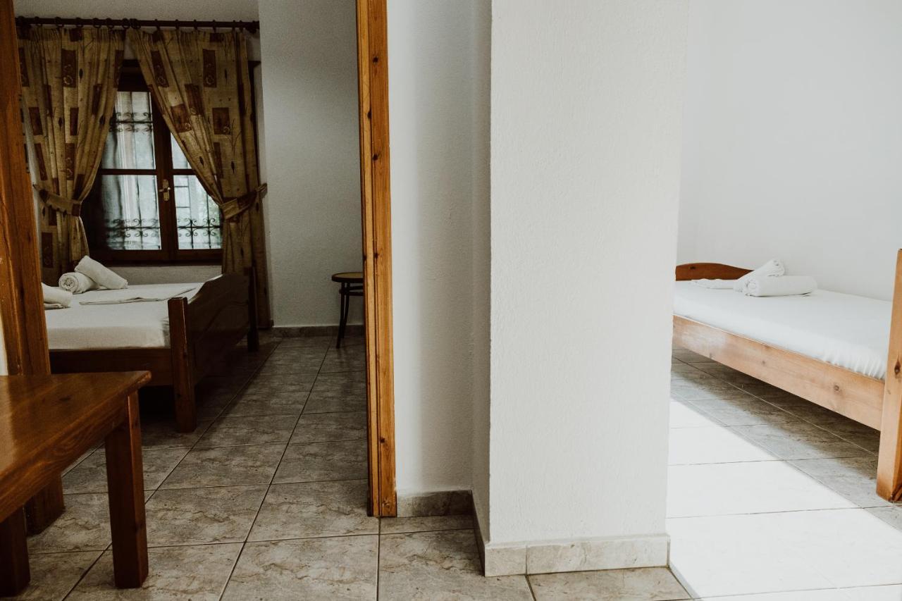 Filippos Rooms Áfissos Esterno foto